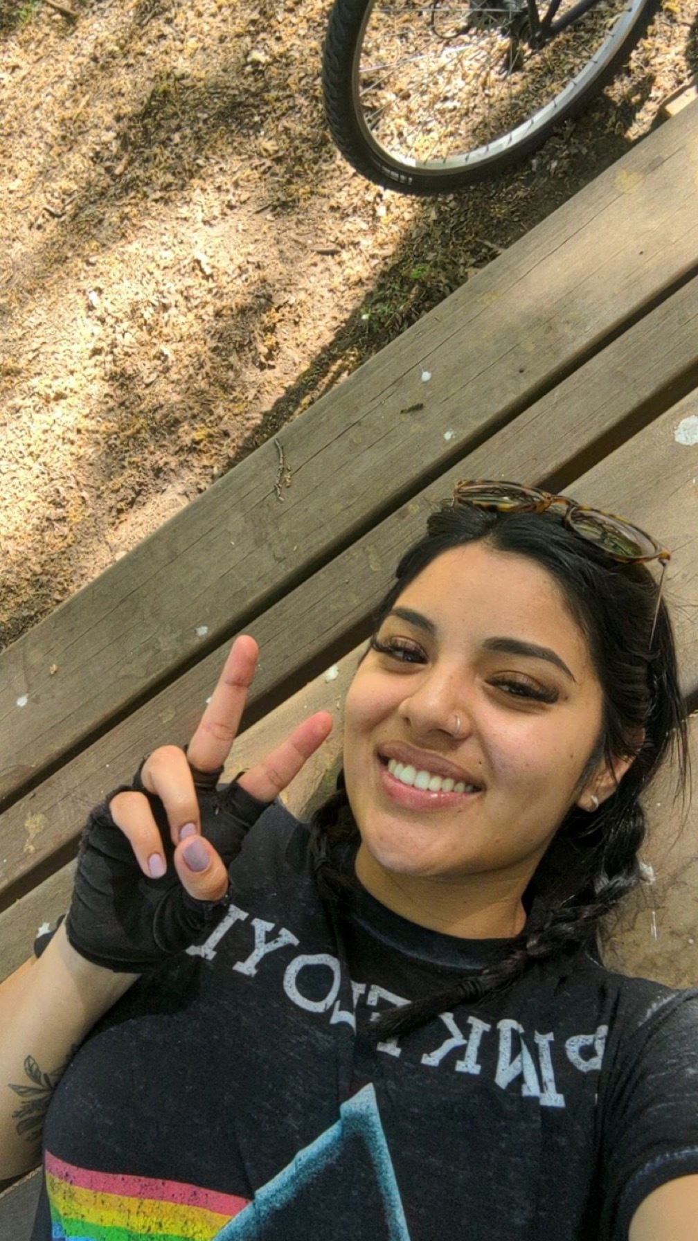 todays bike ride made for a cute selfie🖤